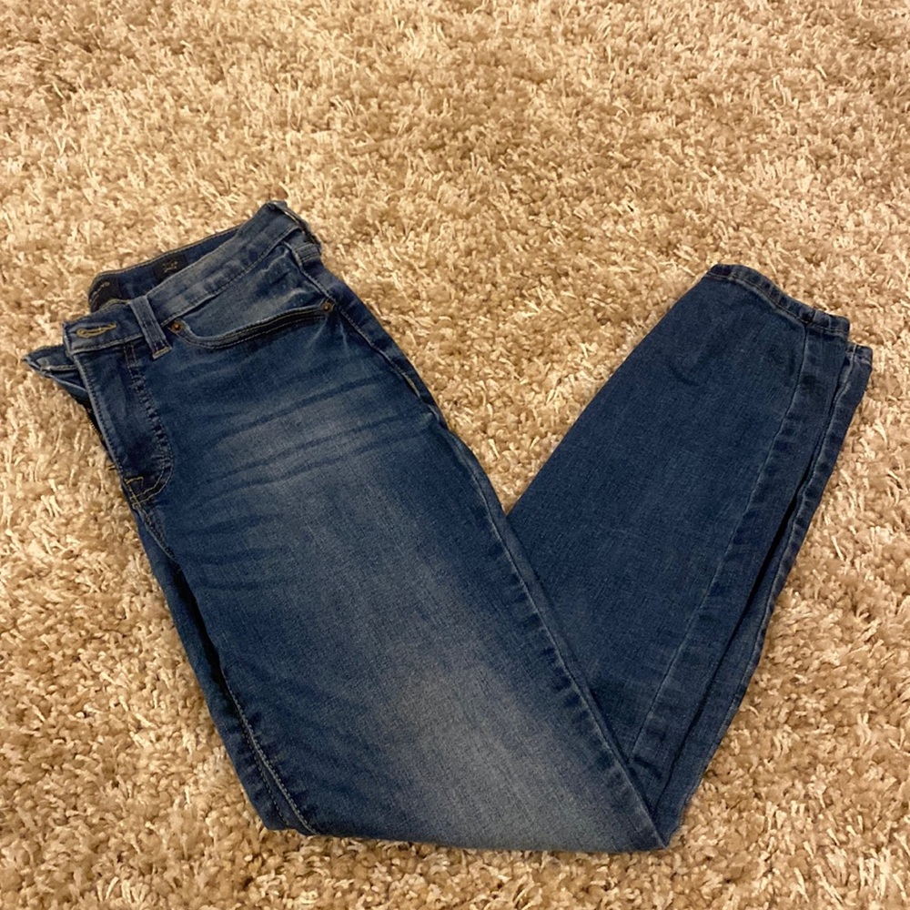 LUCKY BRAND MEDIUM WASH SKINNY JEANS